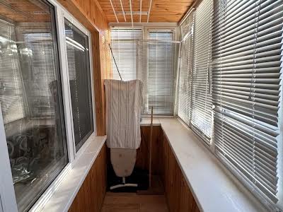 квартира по адресу Строителей ул., 12-Б