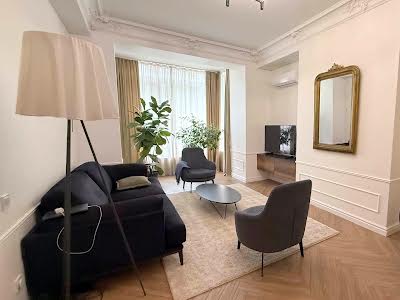 квартира по адресу Леси Украинки бульв., 7-В