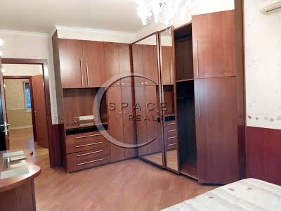 квартира за адресою Василя Порика просп., 7-Б
