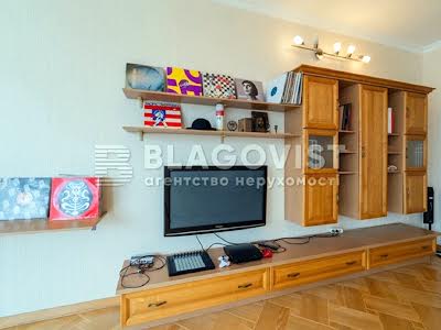 квартира за адресою Старонаводницька вул., 6-Б