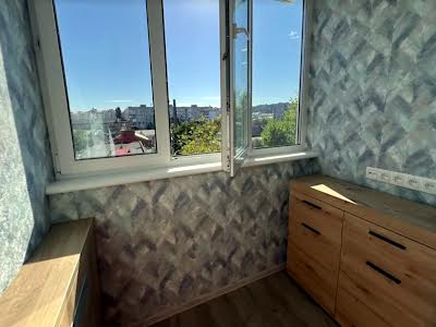 квартира за адресою Київ, Оболонська вул., 25