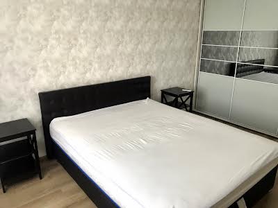 квартира по адресу Киев, Ревуцкого ул., 5