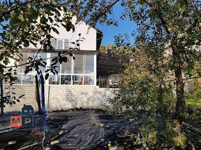 будинок за адресою с. Караван, Солнечная