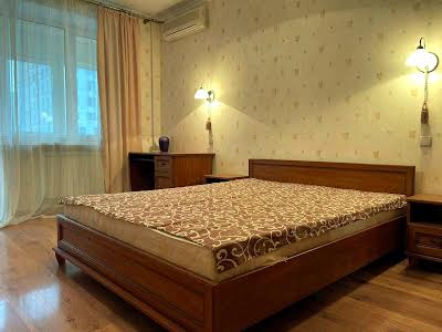 квартира за адресою Тарасівська вул., 21