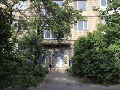 квартира за адресою Братиславська вул., 34