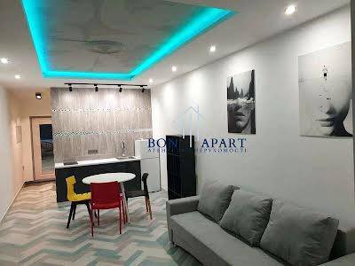 квартира за адресою Польова вул., 73