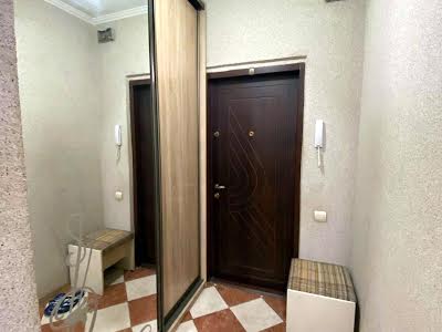 комната по адресу Драгоманова ул., 23-А