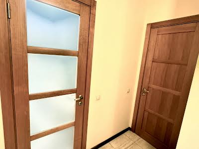 квартира за адресою Дегтярівська вул., 25к1