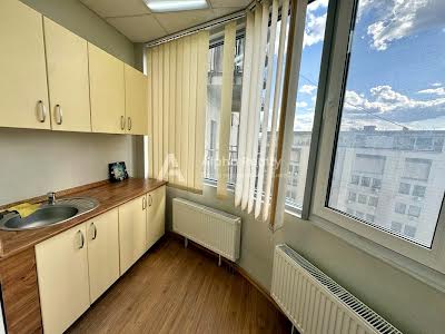комерційна за адресою Тараса Шевченка бульв., 33-Б