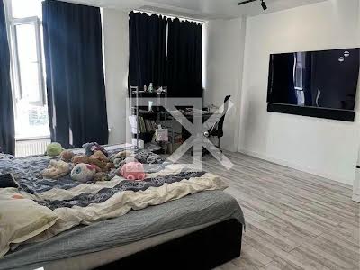 квартира за адресою Олени Пчілки вул., 7