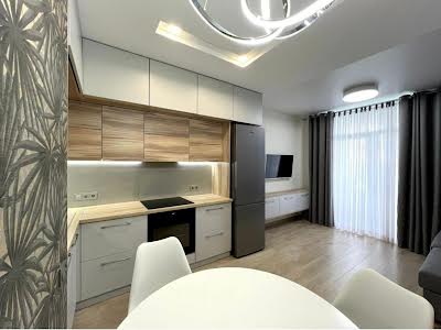 квартира за адресою Салютна вул., 2к22
