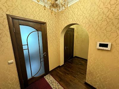 квартира по адресу Миколы Бажана просп., 14