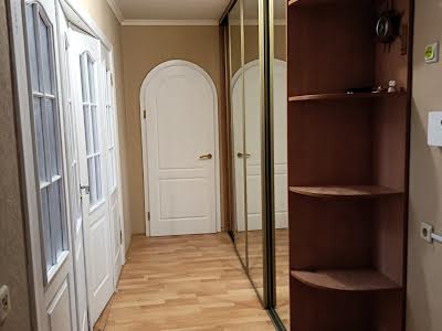 квартира по адресу Романа Шухевича просп. (Ватутина), 22