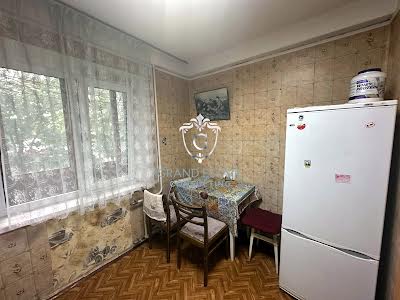 квартира за адресою Йорданська вул. (Лайоша Гавро), 4