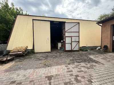 коммерческая по адресу Универсальная ул., 6