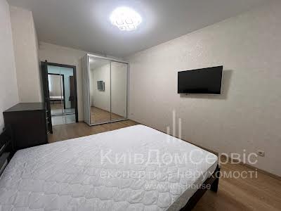 квартира за адресою Регенераторна вул., 4 