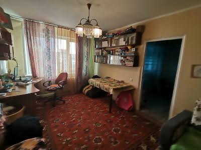 квартира за адресою Калинова вул., 65