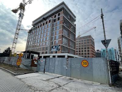 коммерческая по адресу Стрийская ул., 115