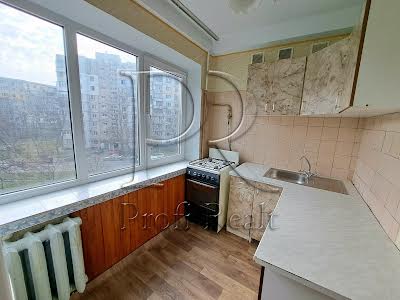 квартира за адресою Анатолія Солов'яненка вул. (Олександра Бойченка), 7
