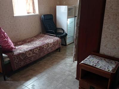 будинок за адресою Вишнева вул., 33
