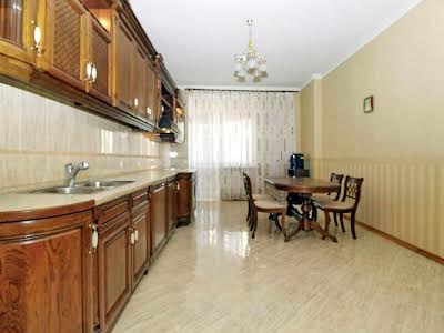 квартира за адресою Київ, Старонаводницька вул., 13