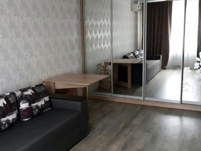 квартира за адресою Вишняківська вул., 2