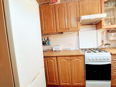 квартира за адресою Верховної Ради бульв., 17