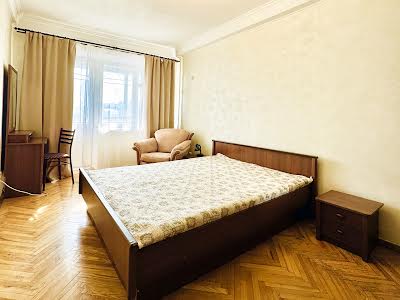 квартира за адресою Велика Васильківська вул. (Червоноармійська), 136