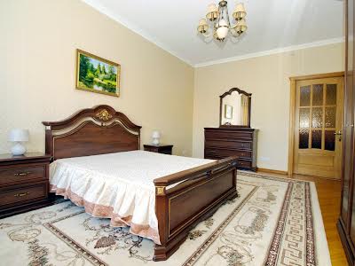 квартира по адресу Старонаводницкая ул., 13-А