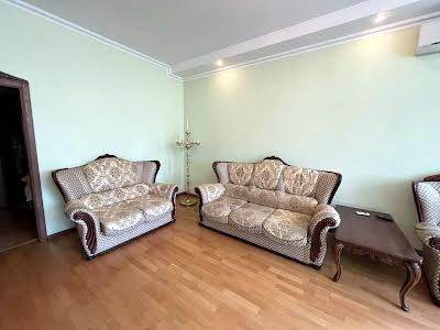 квартира за адресою Старонаводницька вул., 6-Б