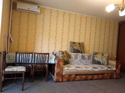 квартира за адресою Карела Чапека вул. (Юліуса Фучика), 8