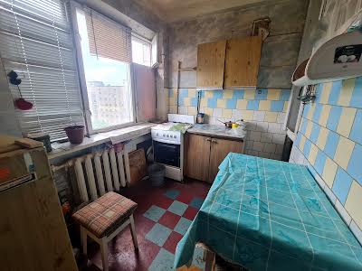 квартира за адресою Русанівський бульв., 4