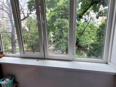 квартира за адресою Олекси Тихого вул. (Виборзька), 32