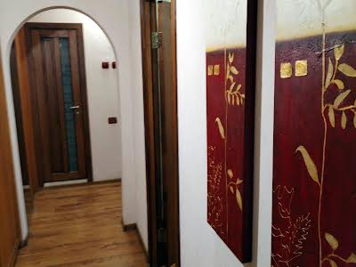 квартира за адресою Квітневий пров., 1-В