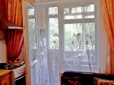 квартира за адресою Романа Шухевича просп. (Генерала Ватутіна), 24-А