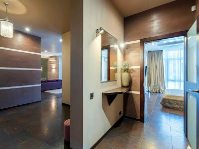 квартира за адресою Дмитрівська вул., 82