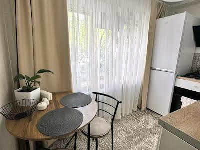квартира по адресу Донецкая ул., 53