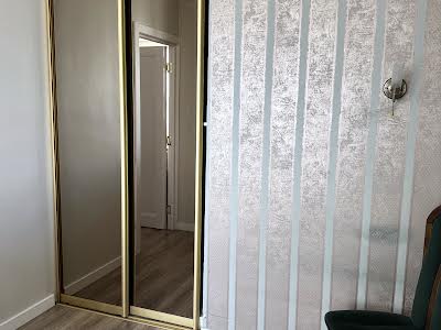 квартира за адресою Соборності просп. (Возз'єднання), 30-А