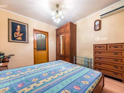 квартира за адресою Каденюка вул., 26б