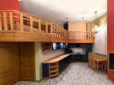 квартира по адресу Круглоуниверситетская ул., 14