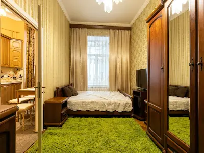 квартира за адресою Патріарха Димитрія Яреми (Чехова), 17
