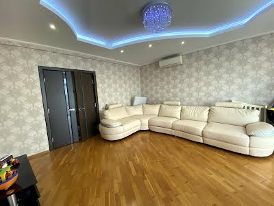 квартира за адресою Валерія Лобановського вул., 7