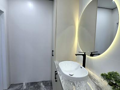 квартира по адресу Родини Крістерів ул., 14-В