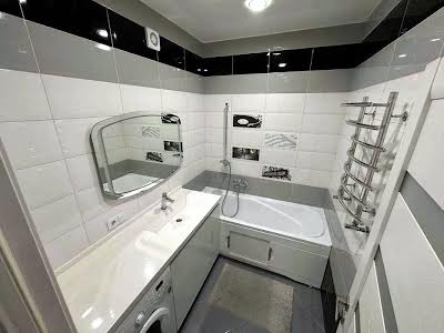 квартира по адресу с. Петропавловская борщаговка, Мира ул., 15-А