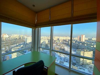 квартира по адресу Днепровская набережная ул., 1-А