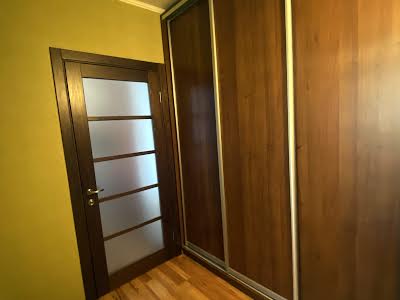 квартира по адресу Княжий Затон ул., 4