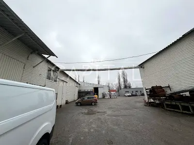 комерційна за адресою Колекторна вул., 3-А