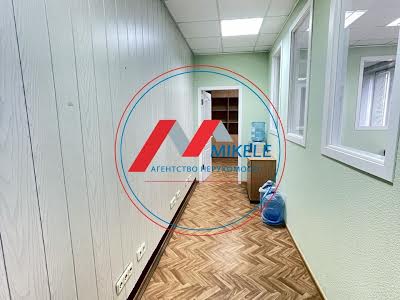 комерційна за адресою Олександра Довженка вул., 2