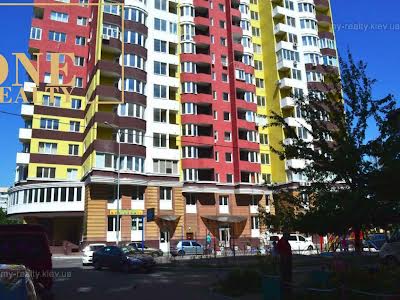 квартира за адресою Харківське шосе, 182