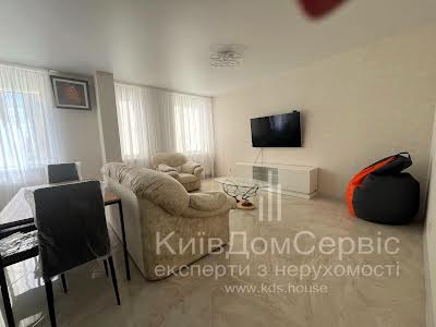 квартира за адресою Регенераторна вул., 4 к1-9